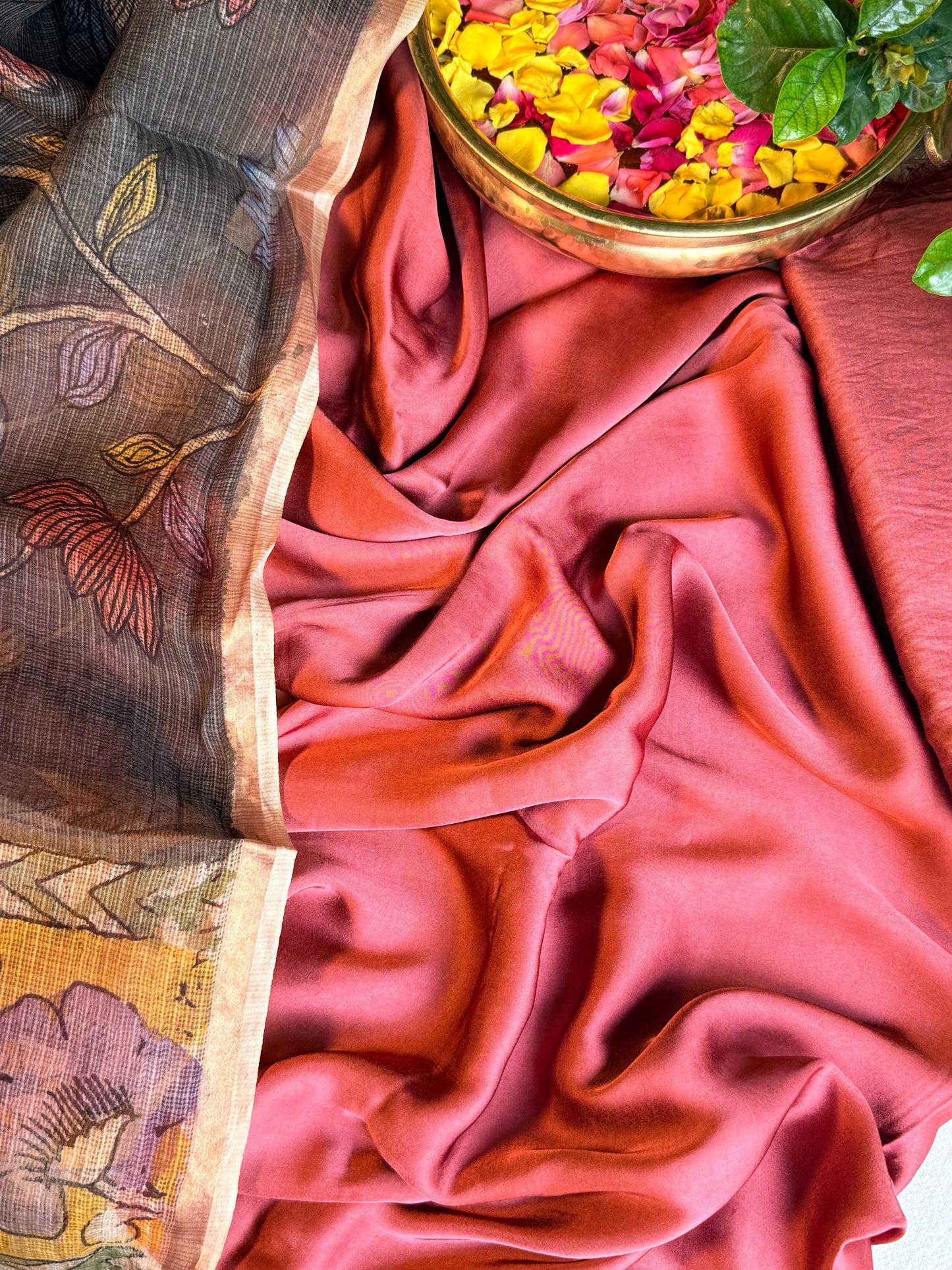 Gajji silk kurta with floral kalamkari dupatta