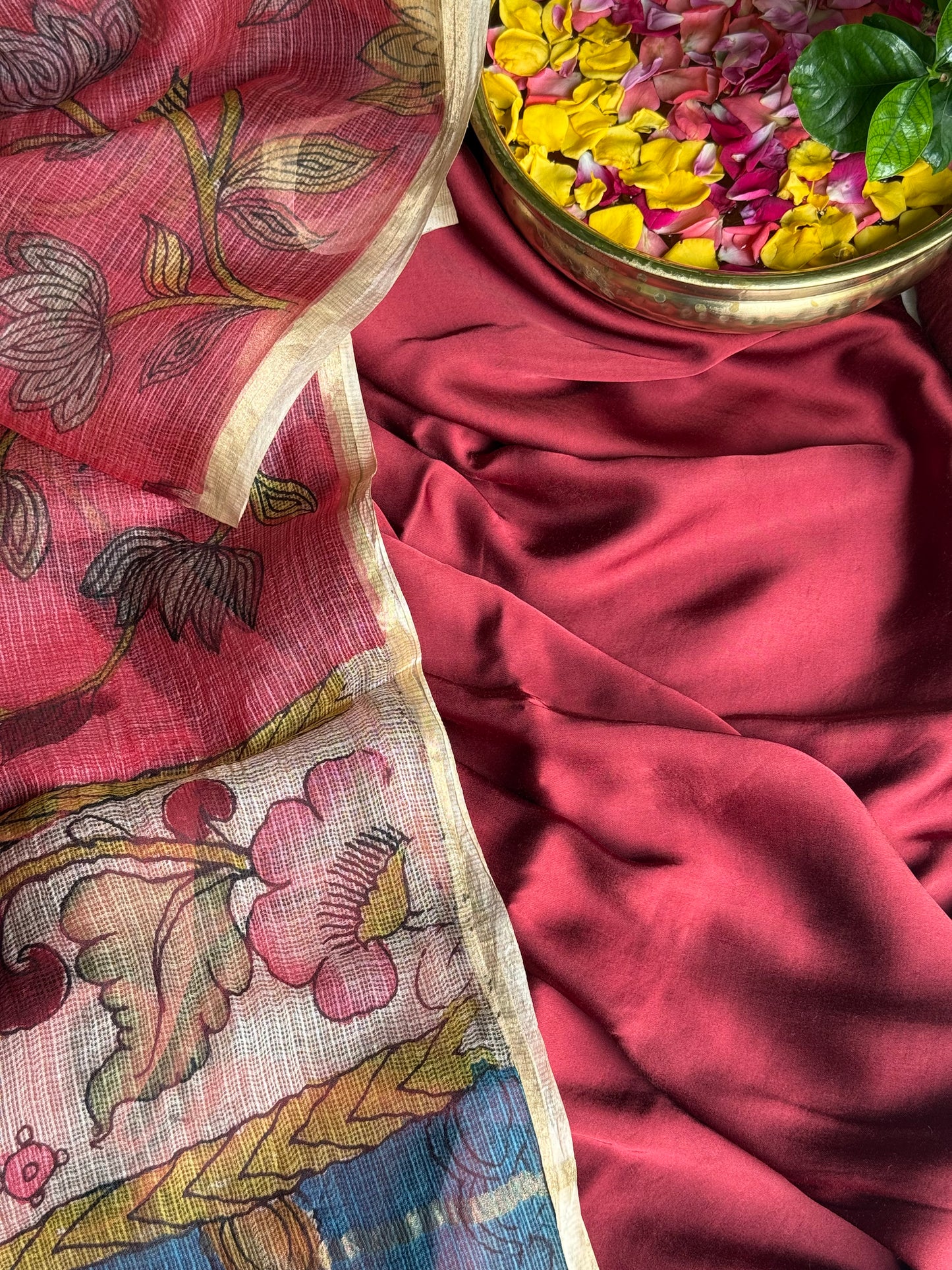 Gajji silk kurta with floral kalamkari dupatta