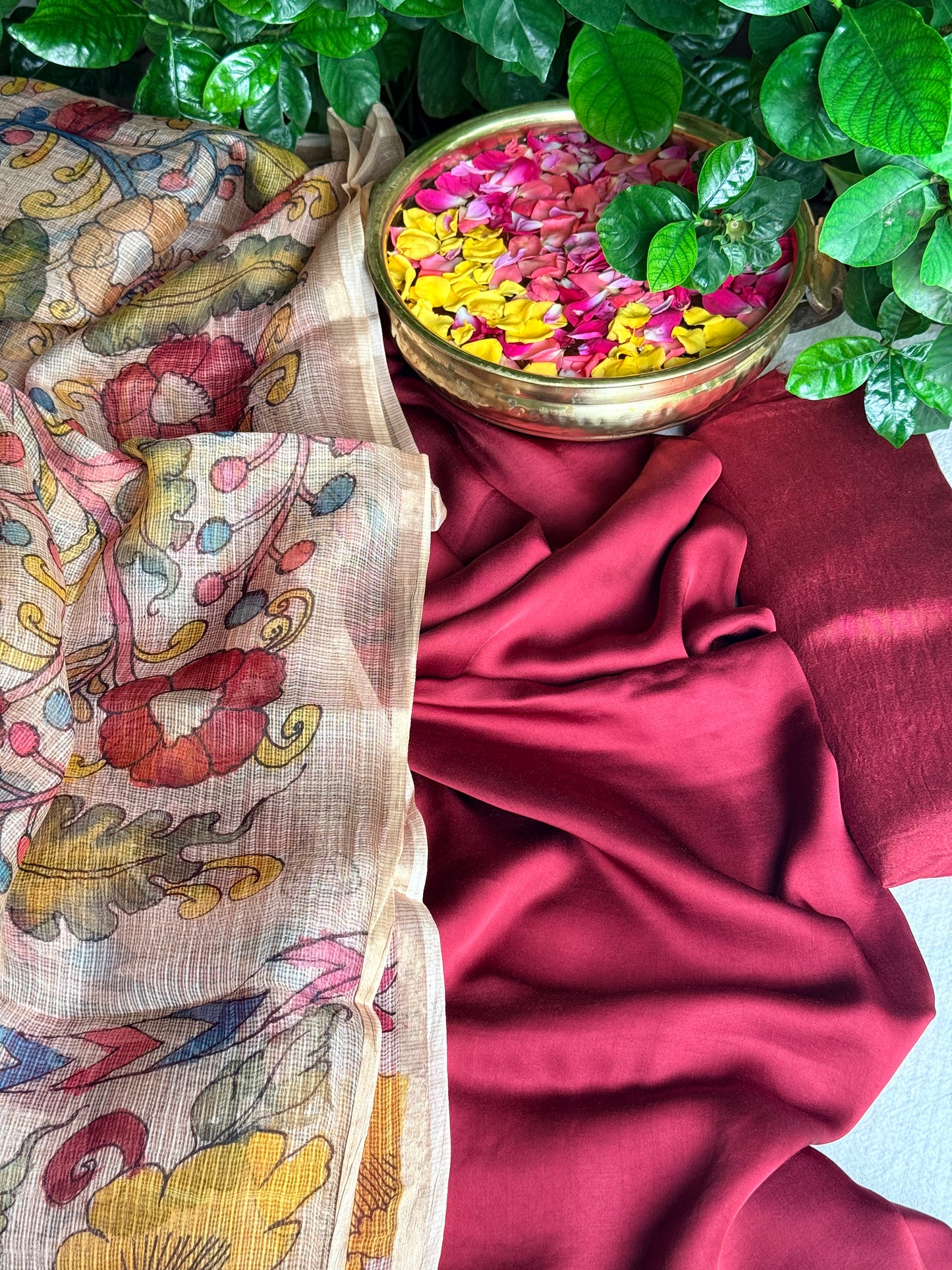 Gajji silk kurta with floral kalamkari dupatta