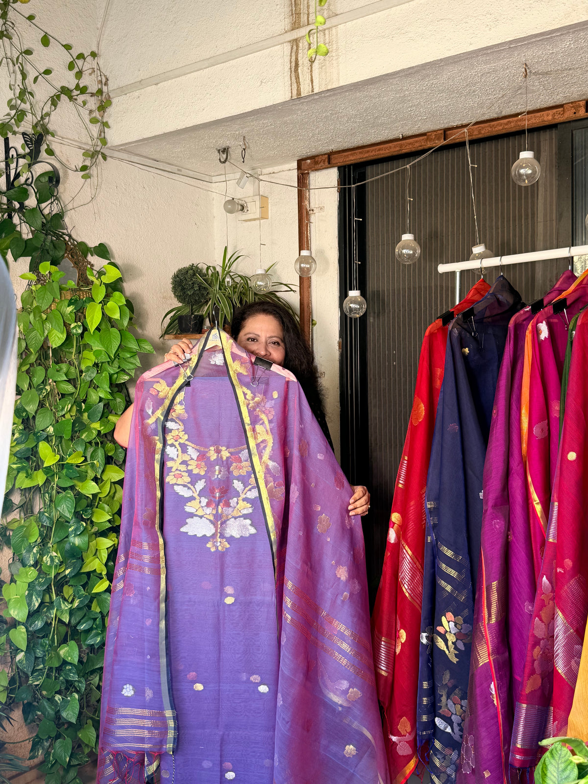 Pure Muslin Jamdani with zari work