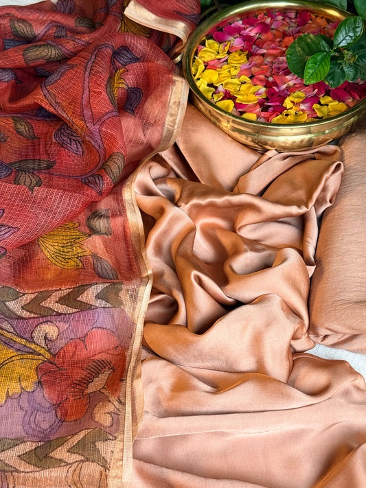 Gajji silk kurta with floral kalamkari dupatta