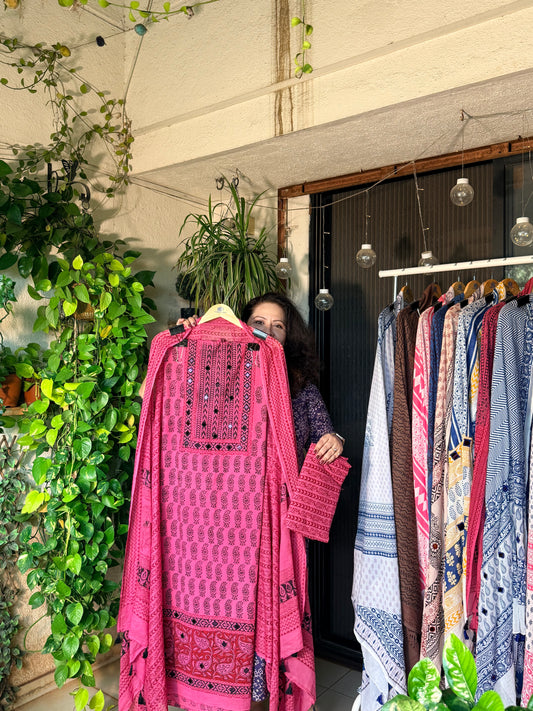 Exclusive Bagh cotton mirror work suit