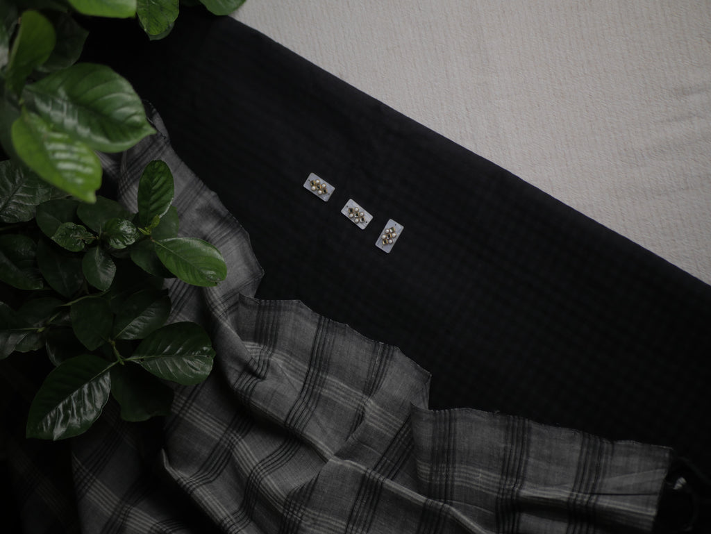 Kora checks -black with checks dupatta